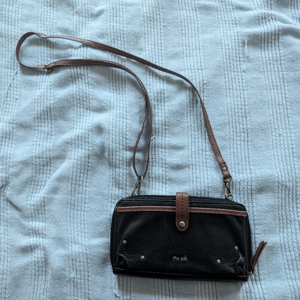 The SAK crossbody wallet